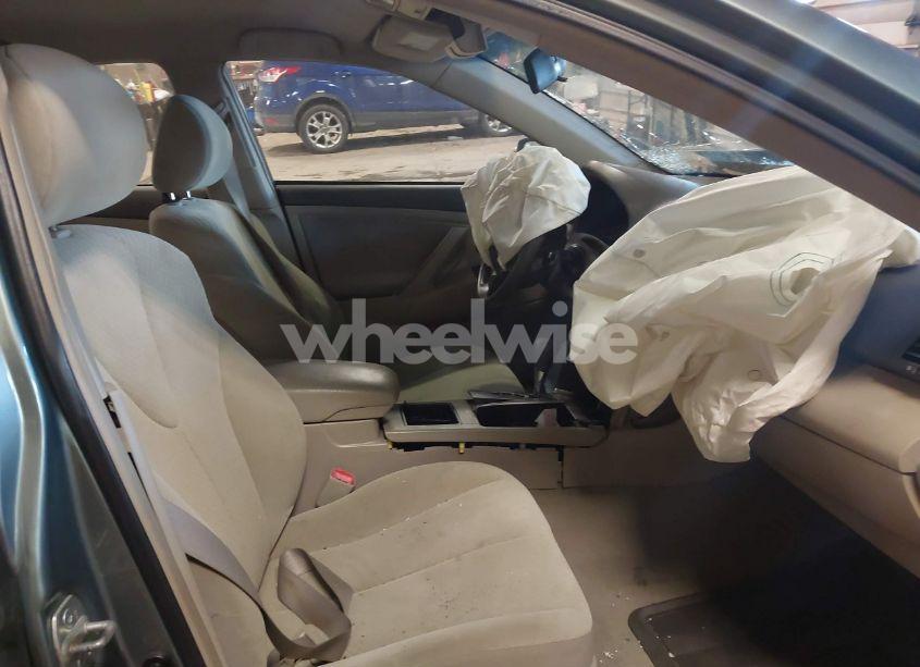 Photo 5 of 2007 Toyota Camry LE (VIN 4T1BE46K67U661587)