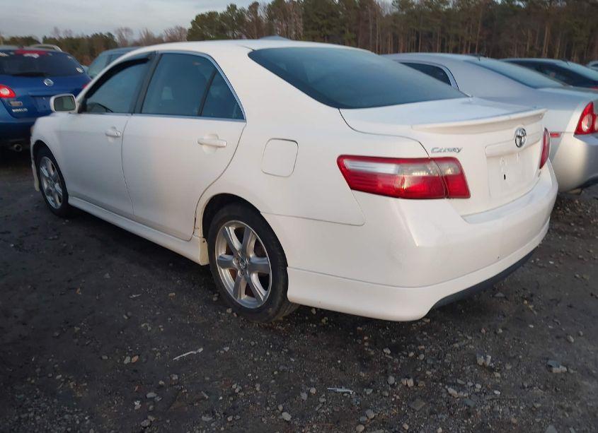 Photo 3 of 2007 Toyota Camry SE (VIN 4T1BE46K67U685128)