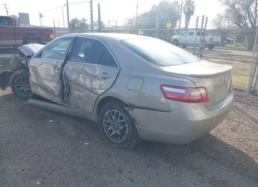 Photo 3 of 2007 Toyota Camry LE (VIN 4T1BE46K67U687963)