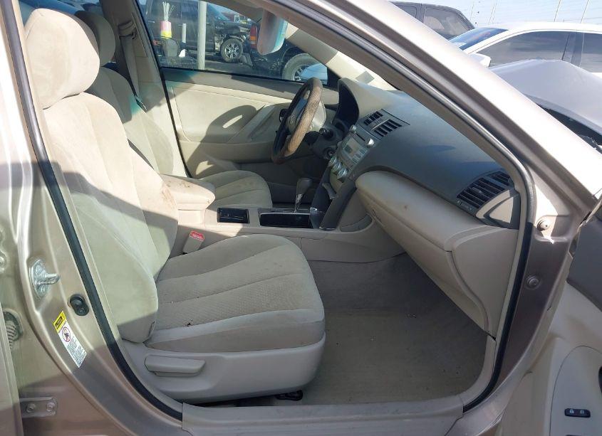 Photo 5 of 2007 Toyota Camry LE (VIN 4T1BE46K67U687963)