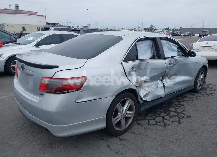 Photo 4 of 2007 Toyota Camry SE (VIN 4T1BE46K67U704972)