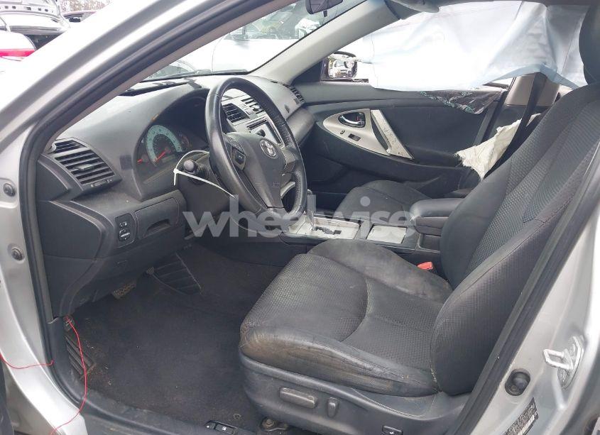 Photo 5 of 2007 Toyota Camry SE (VIN 4T1BE46K67U704972)