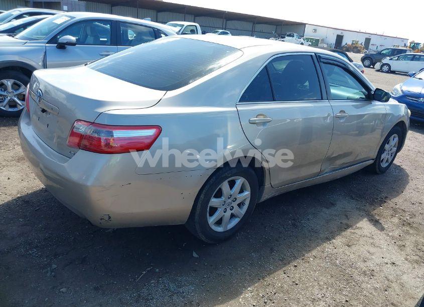 Photo 4 of 2007 Toyota Camry LE (VIN 4T1BE46K67U707841)