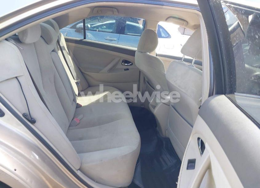 Photo 8 of 2007 Toyota Camry LE (VIN 4T1BE46K67U707841)