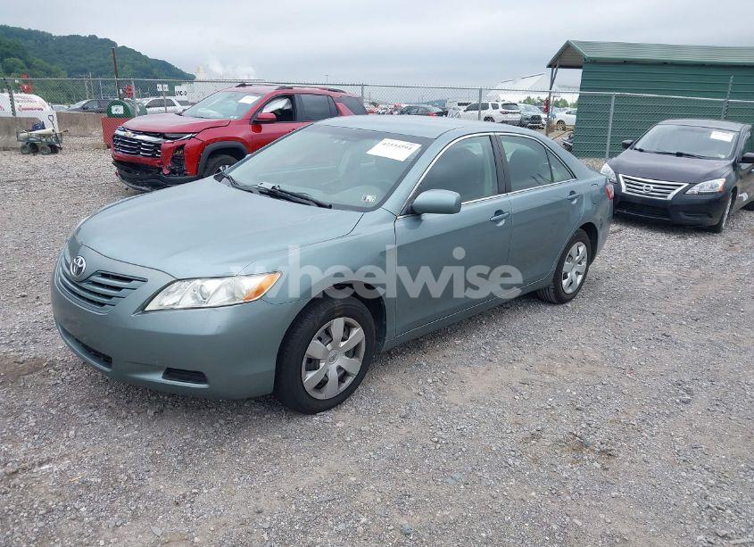 Photo 2 of 2007 Toyota Camry LE (VIN 4T1BE46K67U709282)