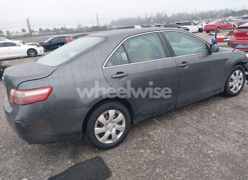 Photo 4 of 2008 Toyota Camry LE (VIN 4T1BE46K68U202352)