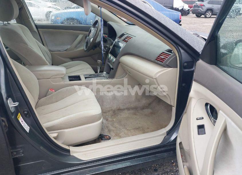 Photo 5 of 2008 Toyota Camry LE (VIN 4T1BE46K68U202352)