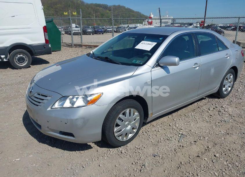 Photo 2 of 2008 Toyota Camry LE (VIN 4T1BE46K68U211603)