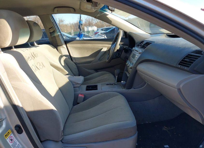 Photo 5 of 2008 Toyota Camry LE (VIN 4T1BE46K68U231186)