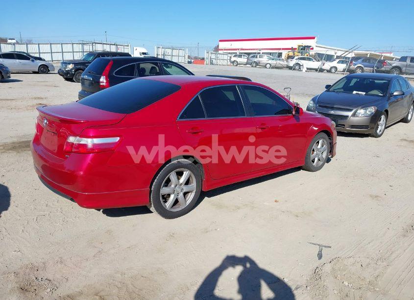 Photo 4 of 2008 Toyota Camry SE (VIN 4T1BE46K68U261336)