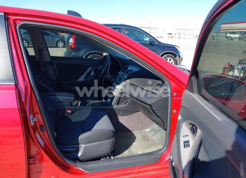 Photo 5 of 2008 Toyota Camry SE (VIN 4T1BE46K68U261336)