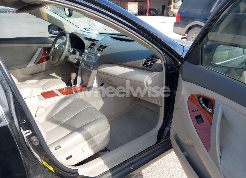 Photo 5 of 2008 Toyota Camry XLE (VIN 4T1BE46K68U261501)