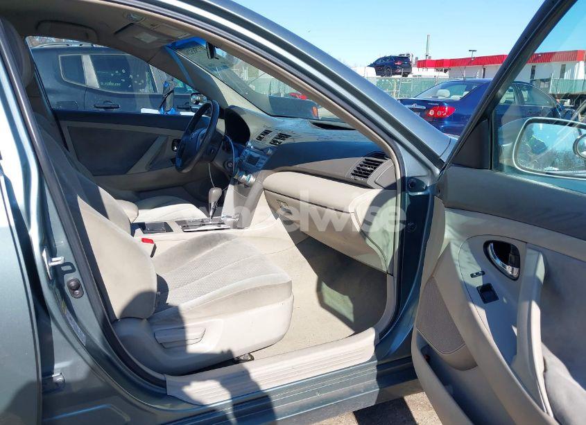 Photo 5 of 2008 Toyota Camry LE (VIN 4T1BE46K68U747354)