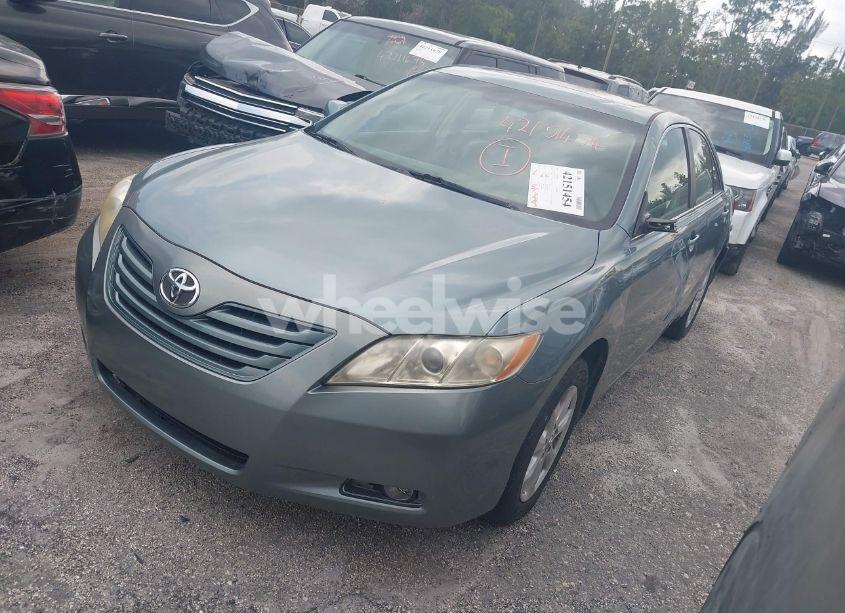 Photo 2 of 2008 Toyota Camry LE (VIN 4T1BE46K68U758676)