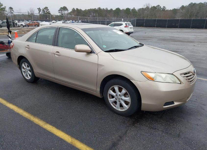 2008 Toyota Camry LE (VIN 4T1BE46K68U777857) main photo