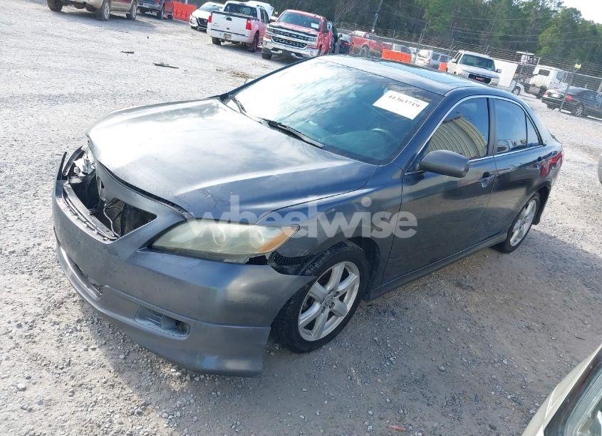 Photo 2 of 2009 Toyota Camry SE (VIN 4T1BE46K69U264657)