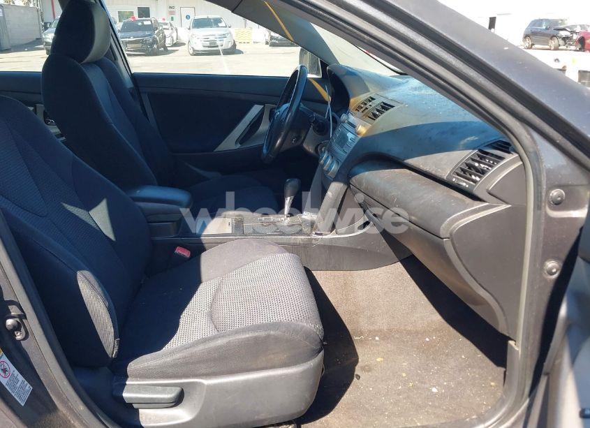 Photo 5 of 2009 Toyota Camry SE (VIN 4T1BE46K69U266666)