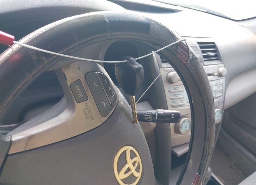 Photo 11 of 2009 Toyota Camry LE (VIN 4T1BE46K69U273150)