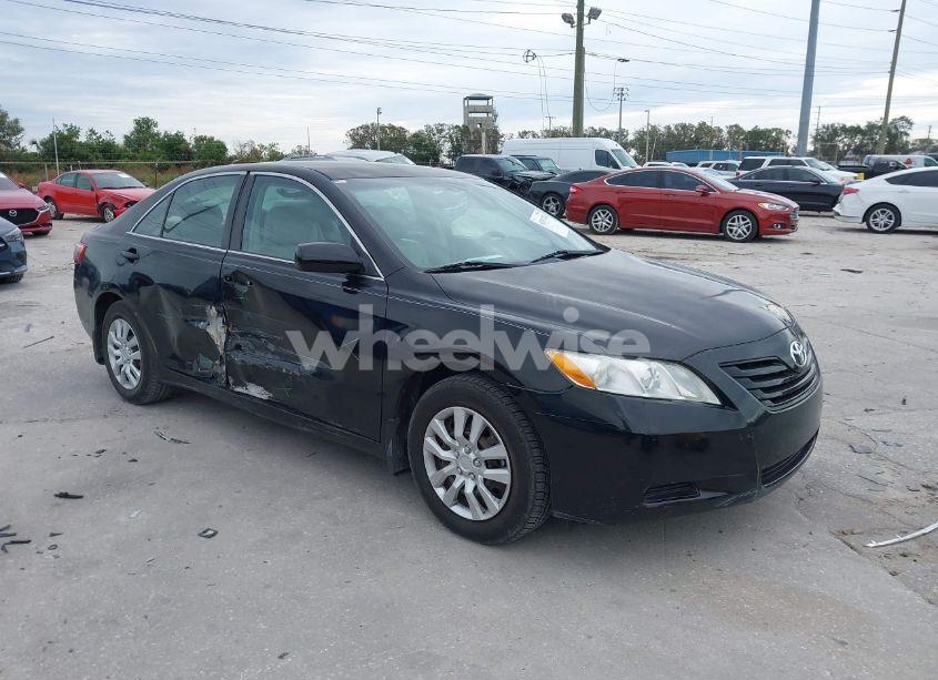 2009 Toyota Camry LE (VIN 4T1BE46K69U299960) main photo