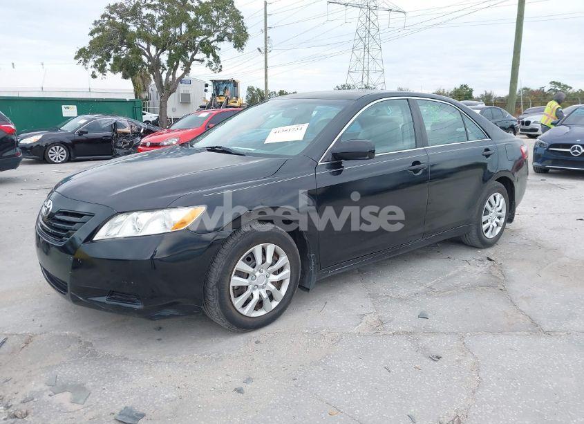 Photo 2 of 2009 Toyota Camry LE (VIN 4T1BE46K69U299960)