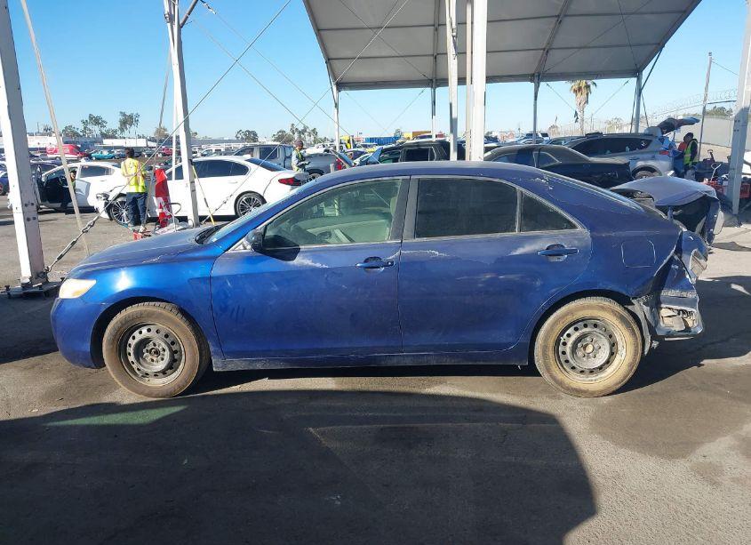 Photo 14 of 2009 Toyota Camry LE (VIN 4T1BE46K69U313355)