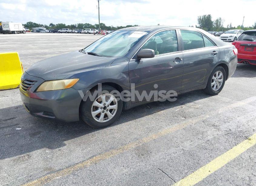 Photo 2 of 2009 Toyota Camry LE (VIN 4T1BE46K69U319558)