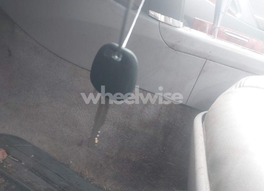 Photo 11 of 2009 Toyota Camry XLE (VIN 4T1BE46K69U326610)