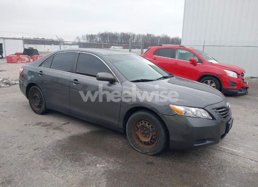 2009 Toyota Camry LE (VIN 4T1BE46K69U330804) main photo