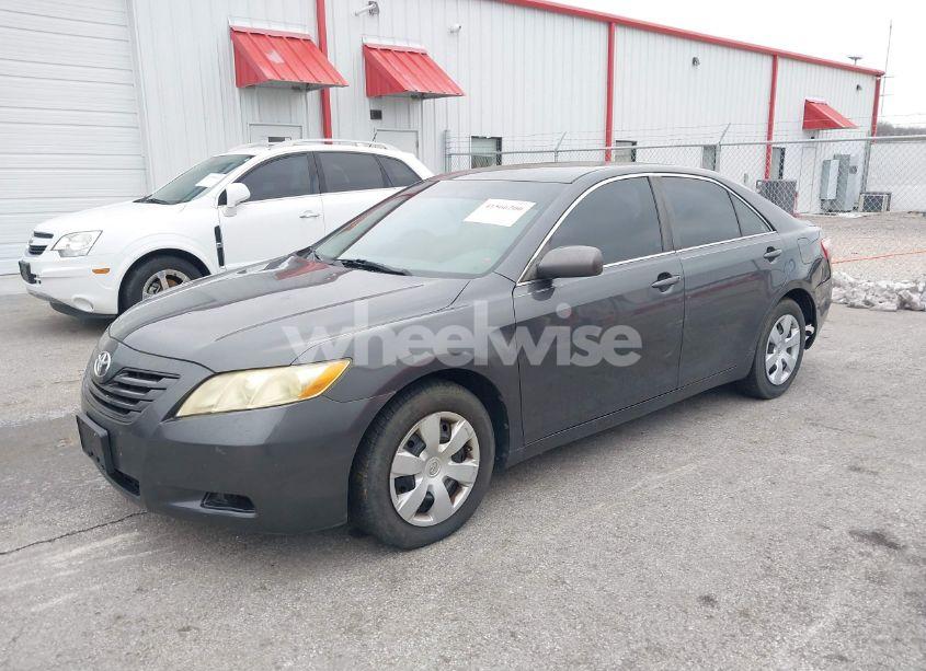 Photo 2 of 2009 Toyota Camry LE (VIN 4T1BE46K69U330804)