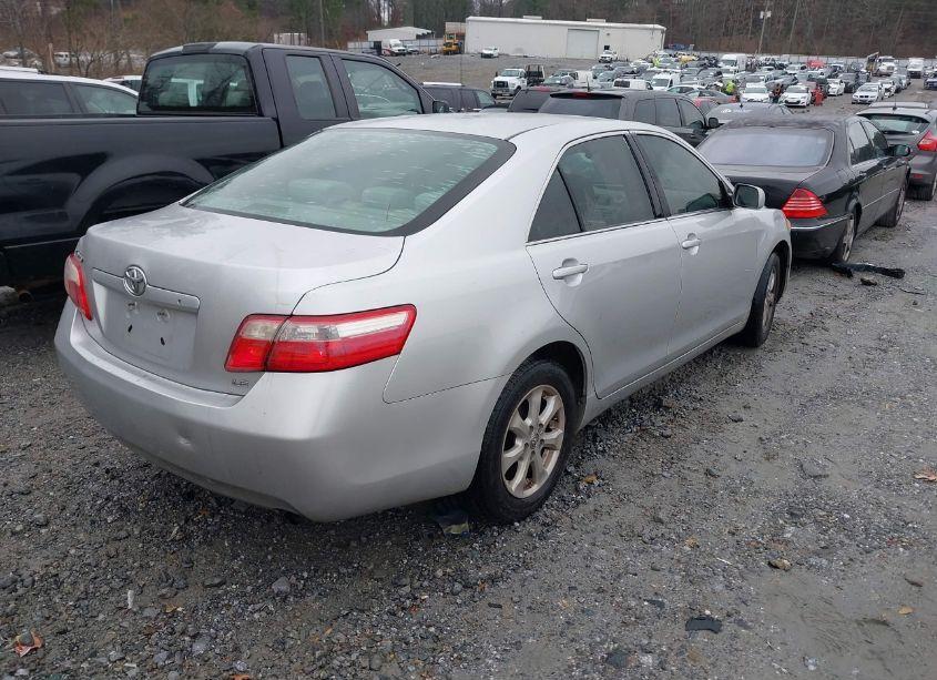 Photo 4 of 2009 Toyota Camry LE (VIN 4T1BE46K69U345223)