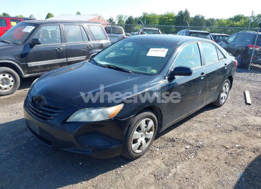 Photo 2 of 2009 Toyota Camry LE (VIN 4T1BE46K69U352124)