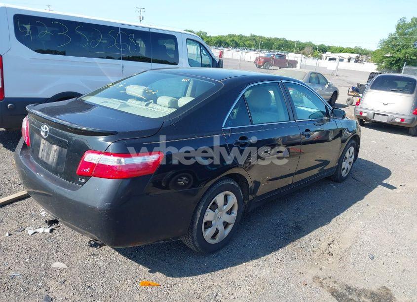 Photo 4 of 2009 Toyota Camry LE (VIN 4T1BE46K69U352124)