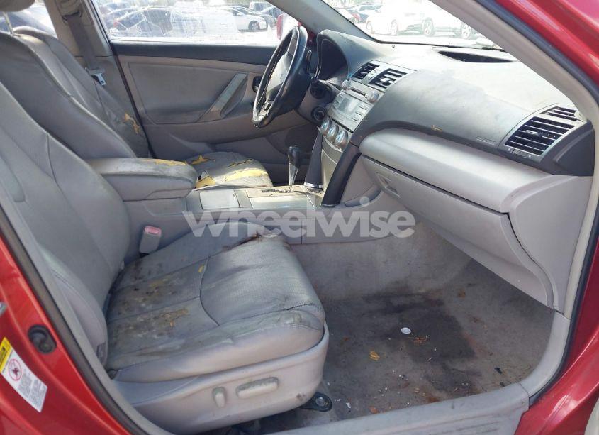 Photo 5 of 2009 Toyota Camry SE (VIN 4T1BE46K69U356402)