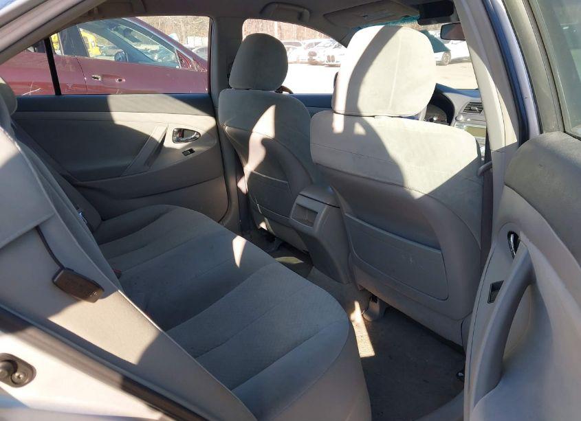 Photo 8 of 2009 Toyota Camry LE (VIN 4T1BE46K69U364001)