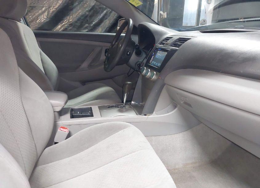 Photo 5 of 2009 Toyota Camry LE (VIN 4T1BE46K69U370722)