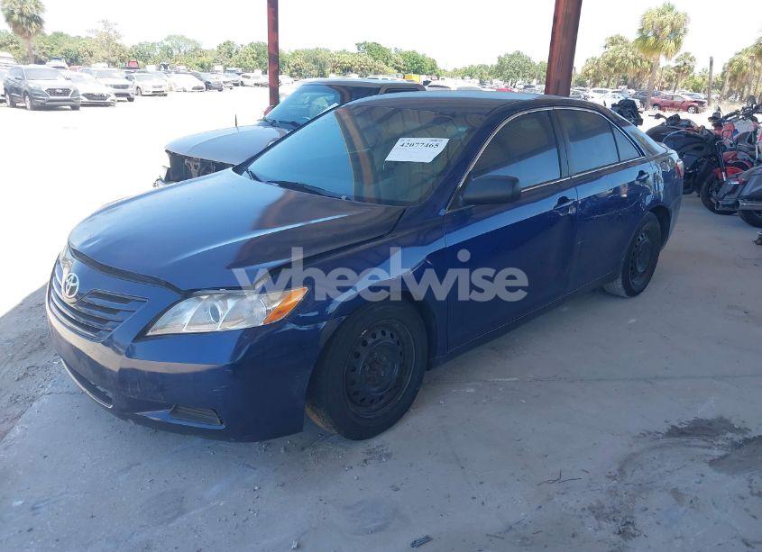 Photo 2 of 2009 Toyota Camry LE (VIN 4T1BE46K69U380909)