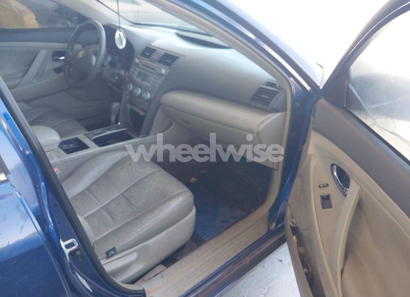 Photo 5 of 2009 Toyota Camry LE (VIN 4T1BE46K69U380909)