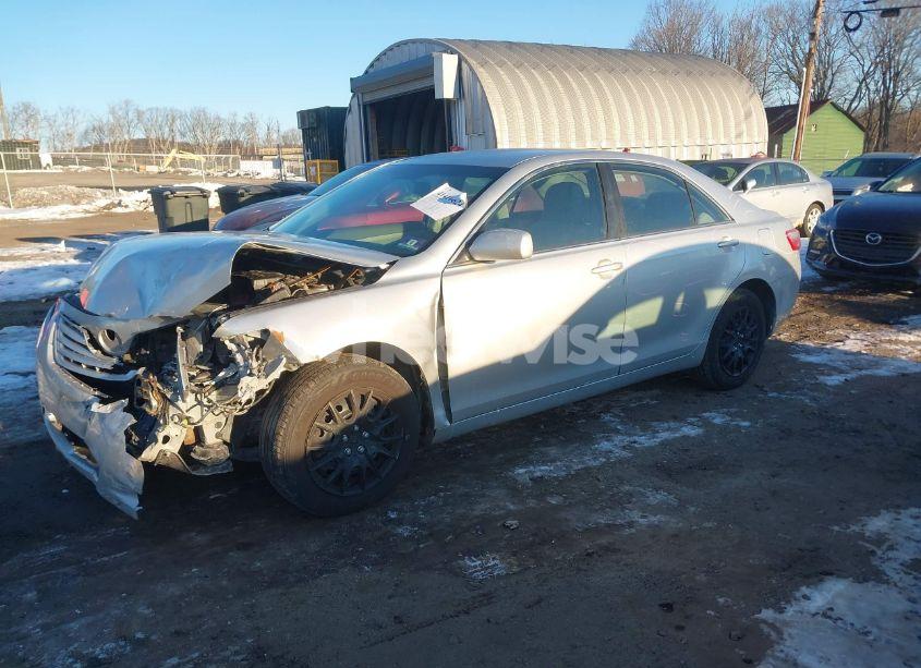 Photo 2 of 2009 Toyota Camry LE (VIN 4T1BE46K69U389285)