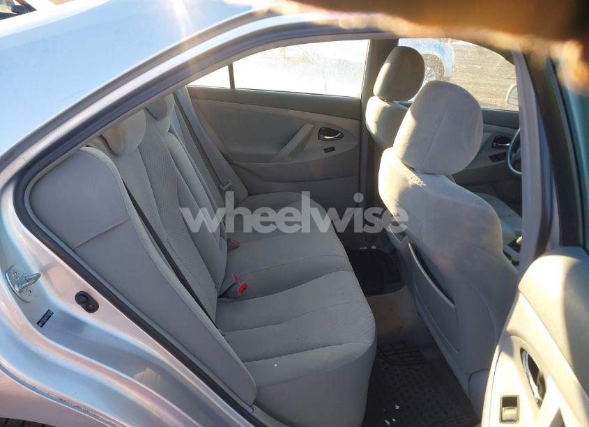 Photo 8 of 2009 Toyota Camry LE (VIN 4T1BE46K69U389285)