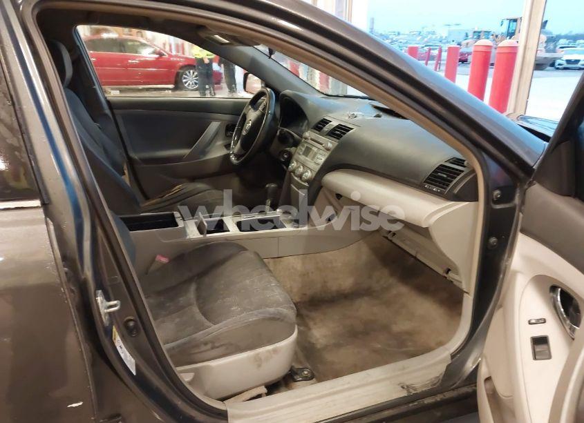 Photo 5 of 2009 Toyota Camry SE (VIN 4T1BE46K69U395846)