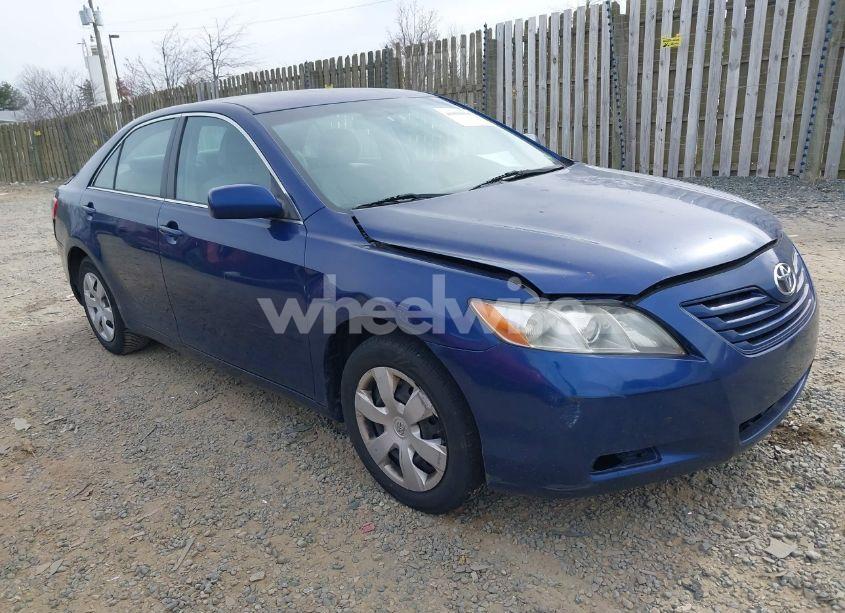 2009 Toyota Camry LE (VIN 4T1BE46K69U400561) main photo