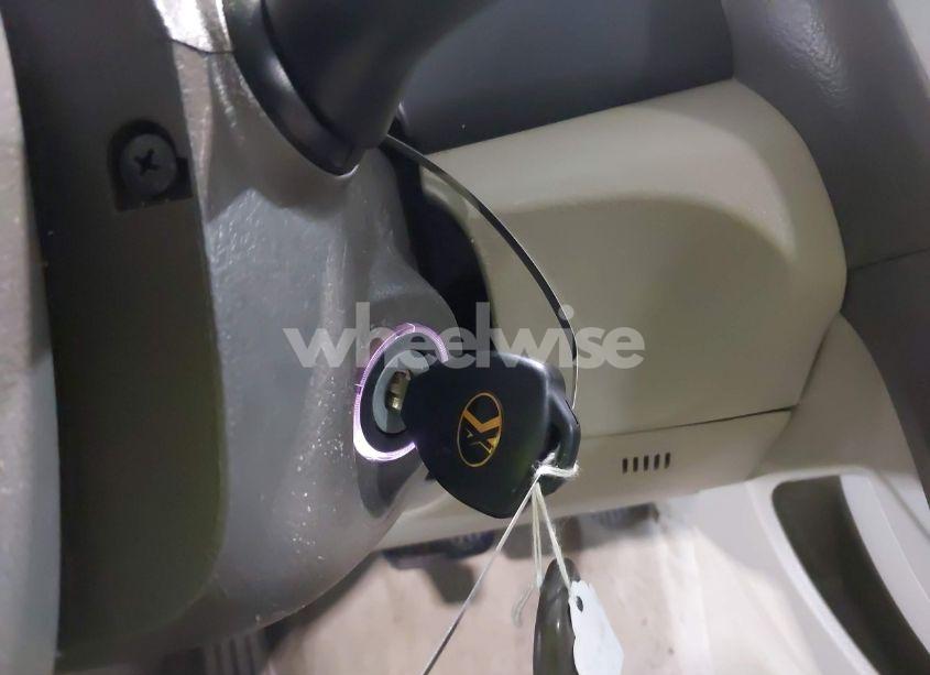 Photo 11 of 2009 Toyota Camry LE (VIN 4T1BE46K69U794207)