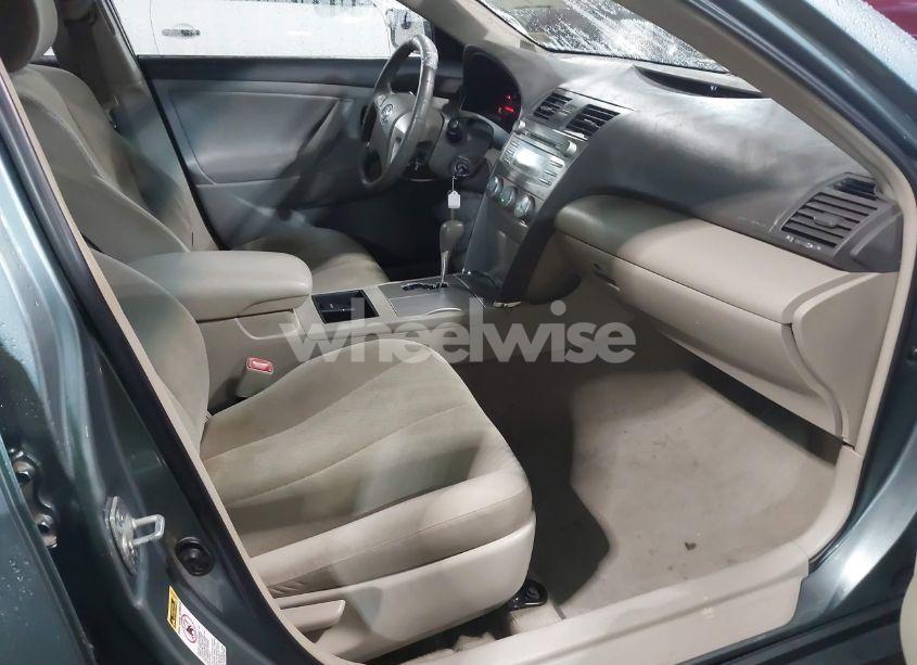 Photo 5 of 2009 Toyota Camry LE (VIN 4T1BE46K69U794207)