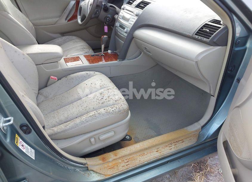 Photo 5 of 2009 Toyota Camry XLE (VIN 4T1BE46K69U798905)