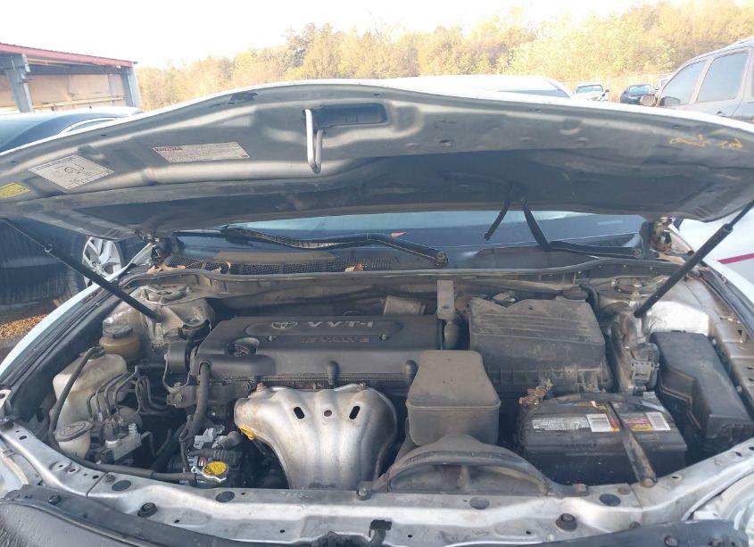 Photo 10 of 2009 Toyota Camry SE (VIN 4T1BE46K69U800202)