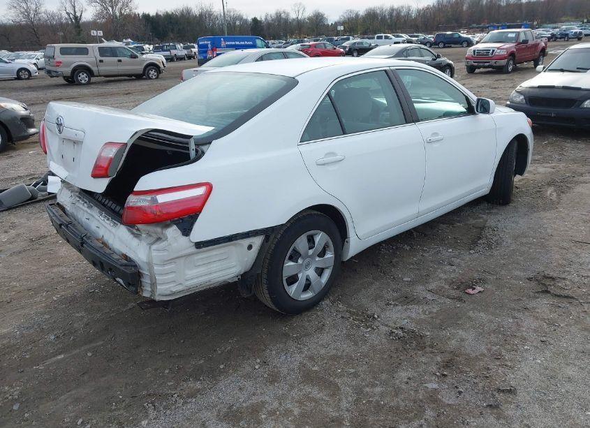 Photo 4 of 2009 Toyota Camry (VIN 4T1BE46K69U814052)