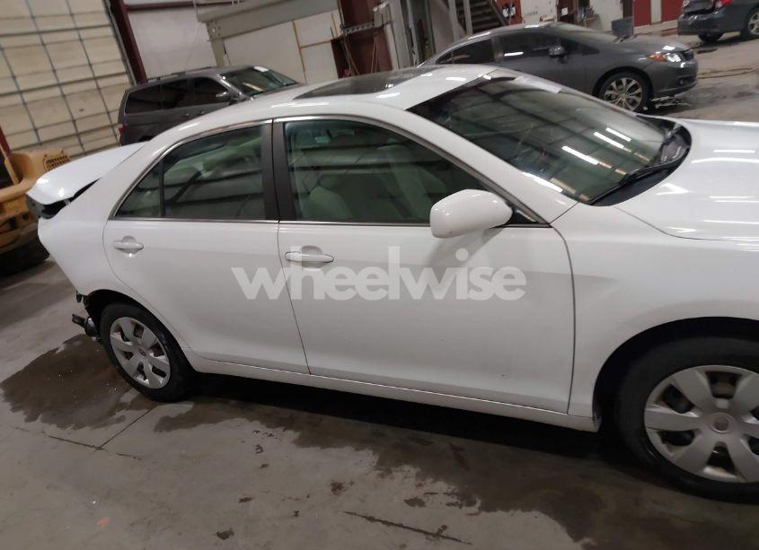 Photo 14 of 2009 Toyota Camry LE (VIN 4T1BE46K69U818358)