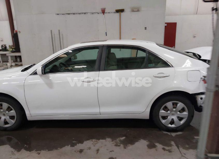 Photo 15 of 2009 Toyota Camry LE (VIN 4T1BE46K69U818358)