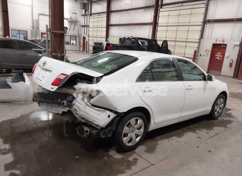 Photo 4 of 2009 Toyota Camry LE (VIN 4T1BE46K69U818358)