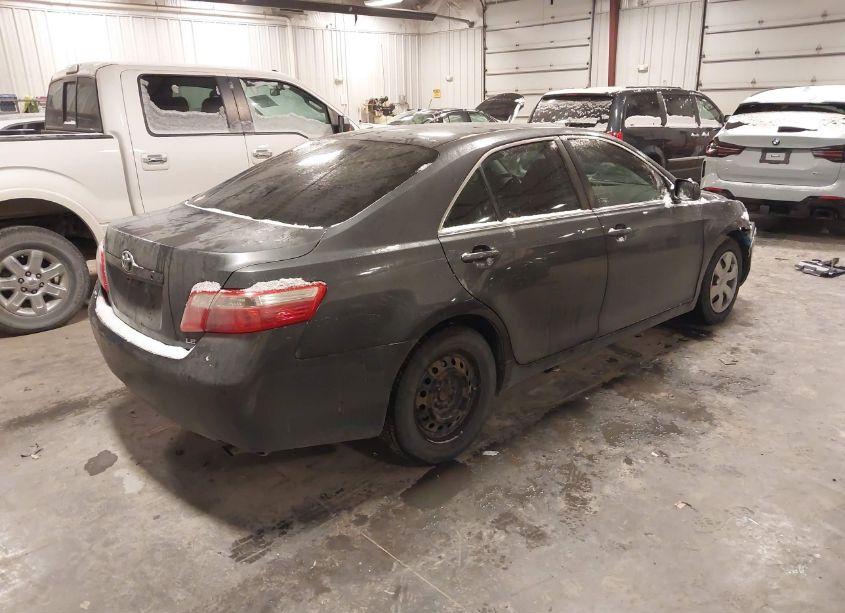 Photo 4 of 2009 Toyota Camry LE (VIN 4T1BE46K69U831630)